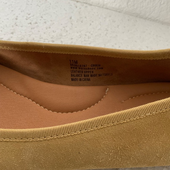 Born Brin natural suede slip on flats with bow size 11M - Picture 8 of 8